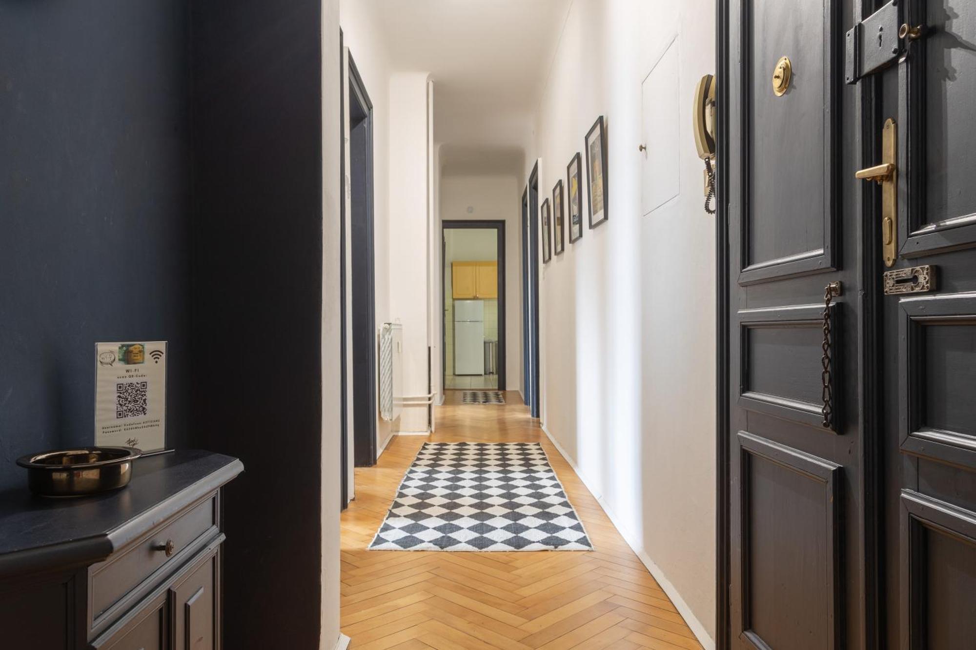 Center - Reserved Parking & Wi-fi Trieste